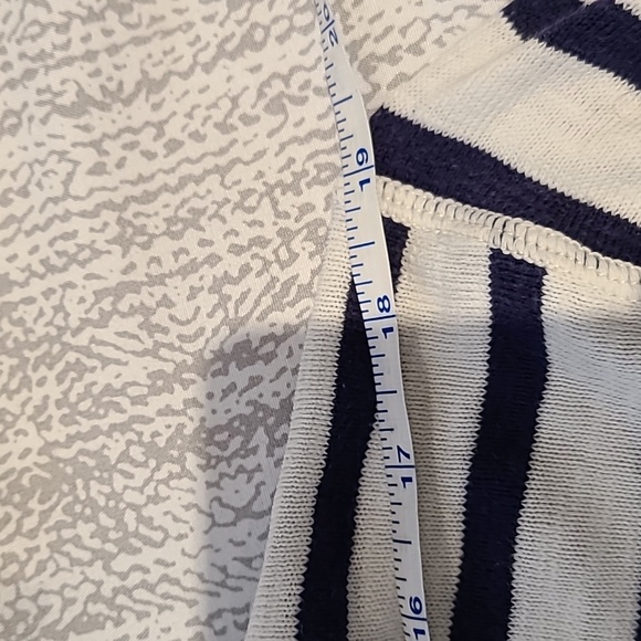 American Eagle pullover - Picture 6 of 7